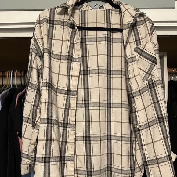 SHEIN Cream Plaid Button-Up Flannel - EVERYTHING MUST GO - Picture 2 of 4